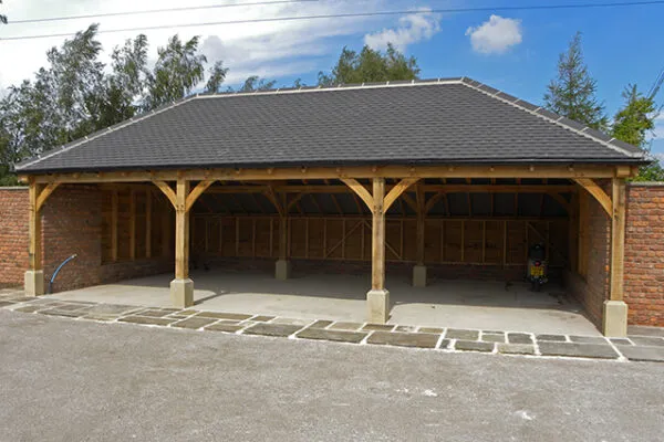 Oak Garage bespoke three bay garage in oak