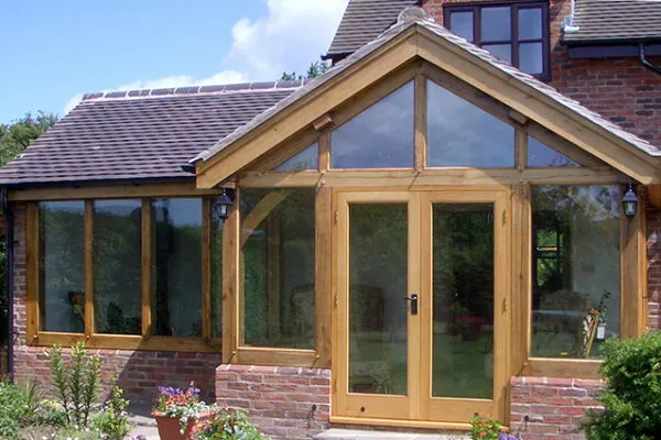 Garden room, Eccleshall Garden room in oak