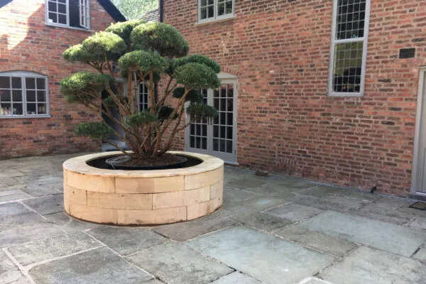 Circular oak planter Garden Structure